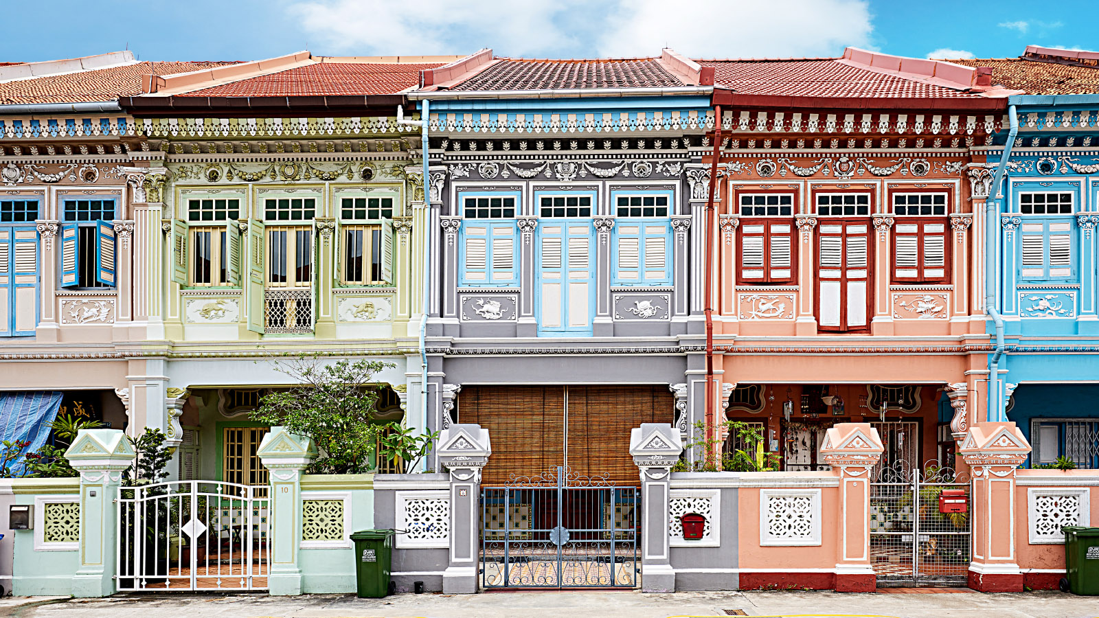 The multi-hued shophouses